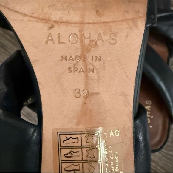 Alohas Twist Strap Mule Heels - Picture 5 of 7